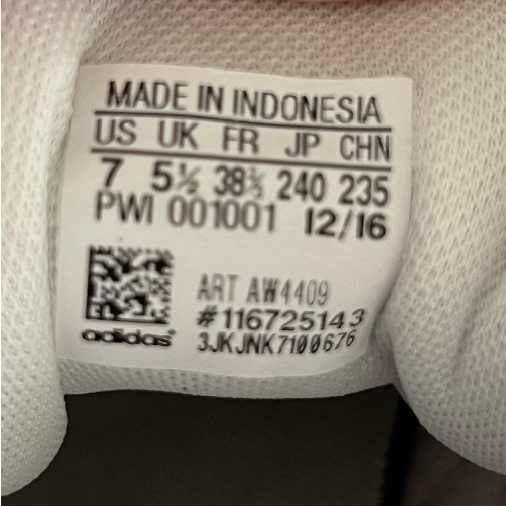 Adidas women’s grand court - Picture 6 of 6